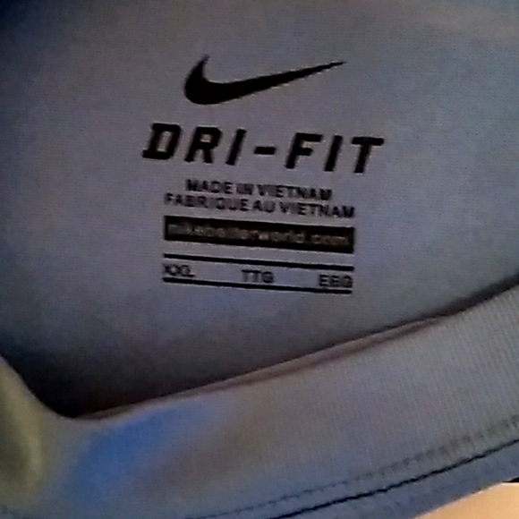 Nike Dri-FIT - Picture 2 of 2